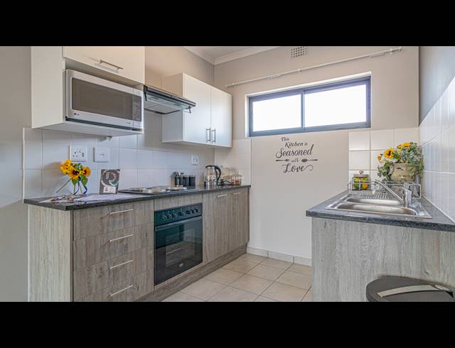 2 BEDROOM APARTMENT TO LET IN PARKLANDS NORTH